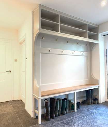 bespoke cloakroom bench cupboards london