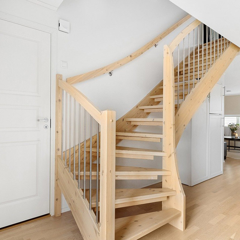 wooden-staircase-carpenter-open-risers