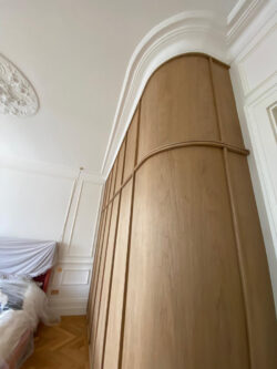 Curved Bedroom Fitted Wardrobe